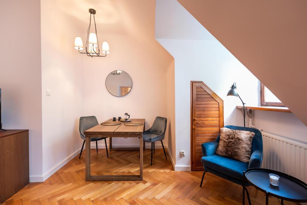 Comfortable Old Town Apartment Варшава Экстерьер фото